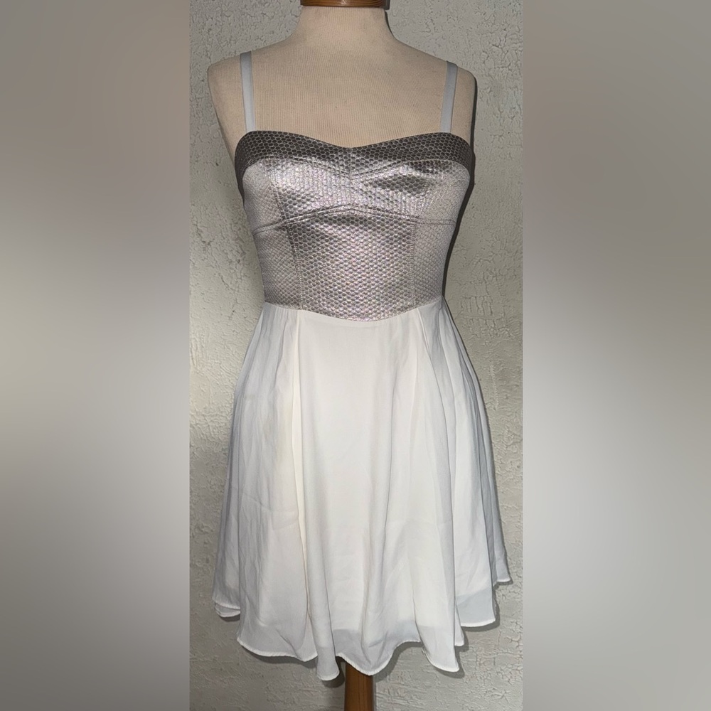 Express Cocktail Gold and Cream Dress size 6